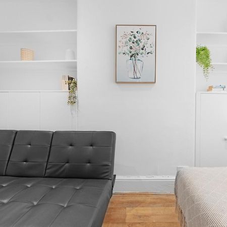 2 Bed Piccadilly Apartment 1 ลอนดอน ภายนอก รูปภาพ