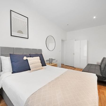 2 Bed Piccadilly Apartment 1 ลอนดอน ภายนอก รูปภาพ