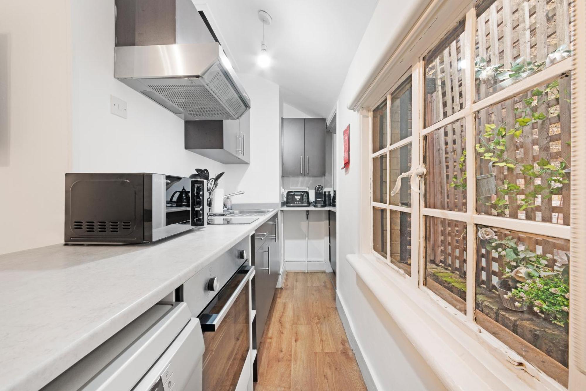 2 Bed Piccadilly Apartment 1 ลอนดอน ภายนอก รูปภาพ